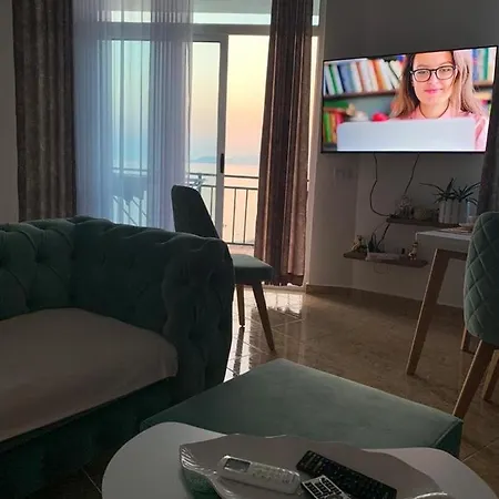 Appartement Beachfront With Sea View At Kamelia Building *