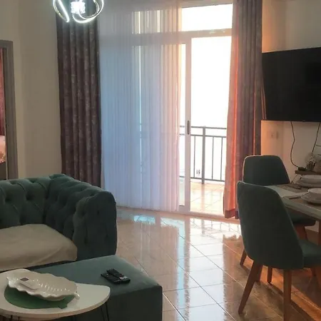 Appartement Beachfront With Sea View At Kamelia Building