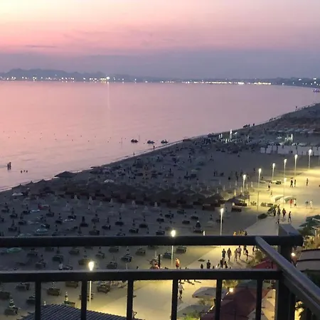 Beachfront With Sea View At Kamelia Building Appartement